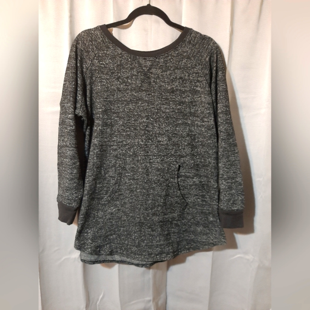 Women's Sweatshirt size Large by b&b Boutique